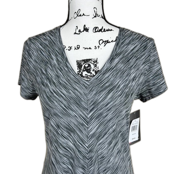 Bally Total Fitness gray top women active top gray short sleeve  size M gym yoga - Picture 6 of 12